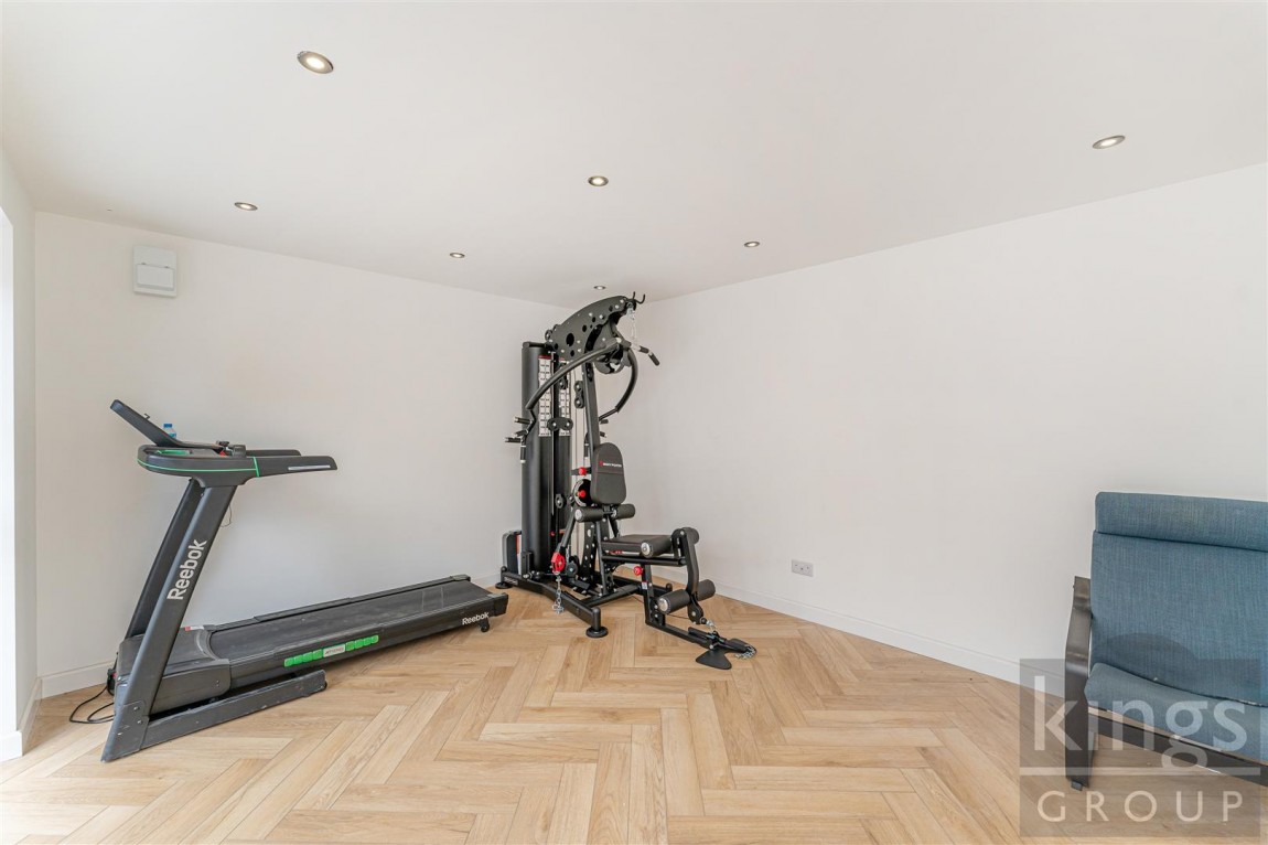 Images for Avondale Road, London