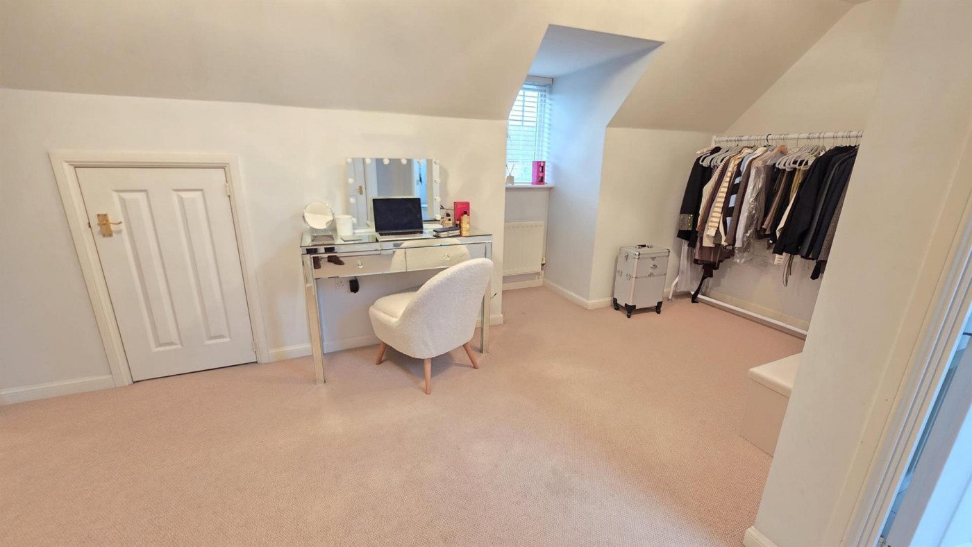 Images for Greenwich Way, Waltham Abbey