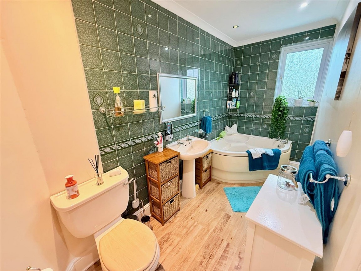 Images for Parvills, Waltham Abbey