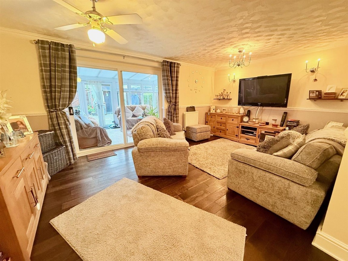 Images for Parvills, Waltham Abbey