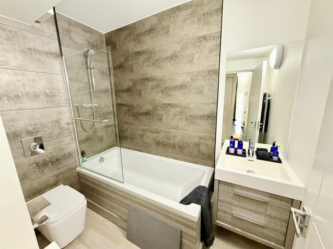 Images for King Harold Court, Waltham Abbey