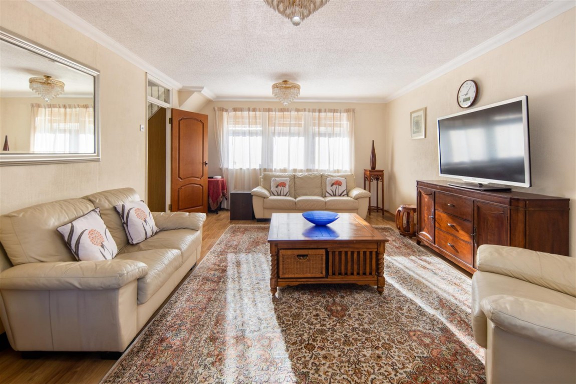 Images for Valley Side, London