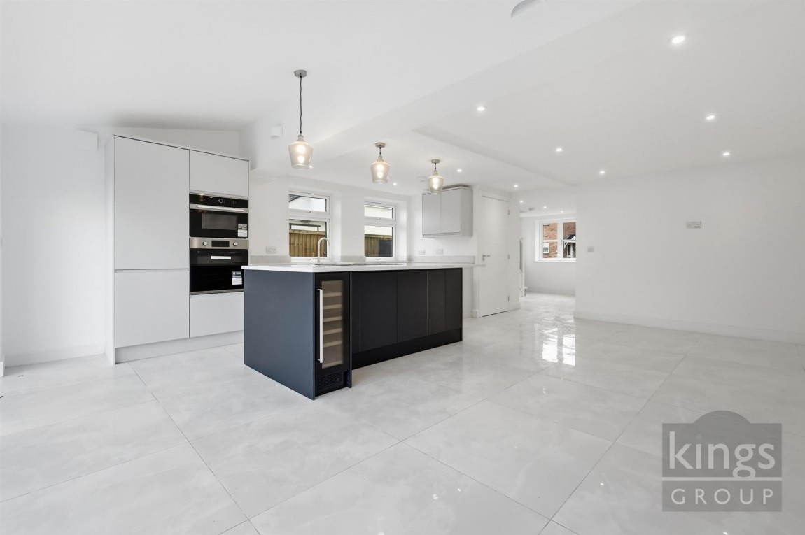 Images for St. Johns Road, Writtle, Chelmsford