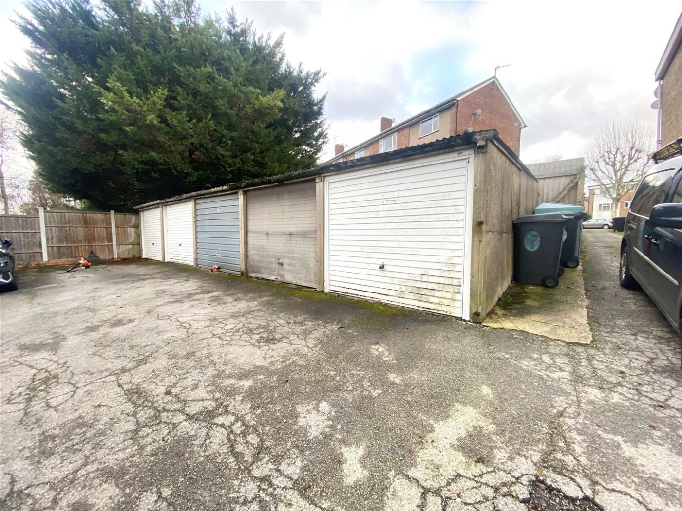 Images for Castle Avenue, London