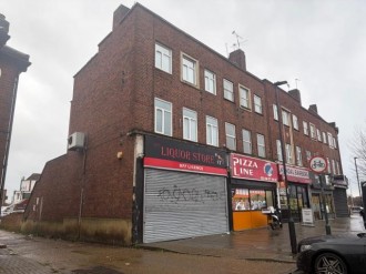 Kendal Parade, Edmonton