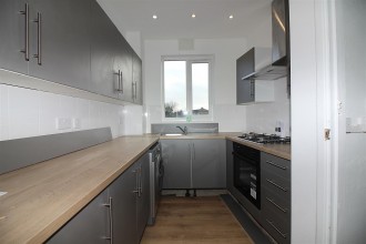 Kendal Parade, Edmonton