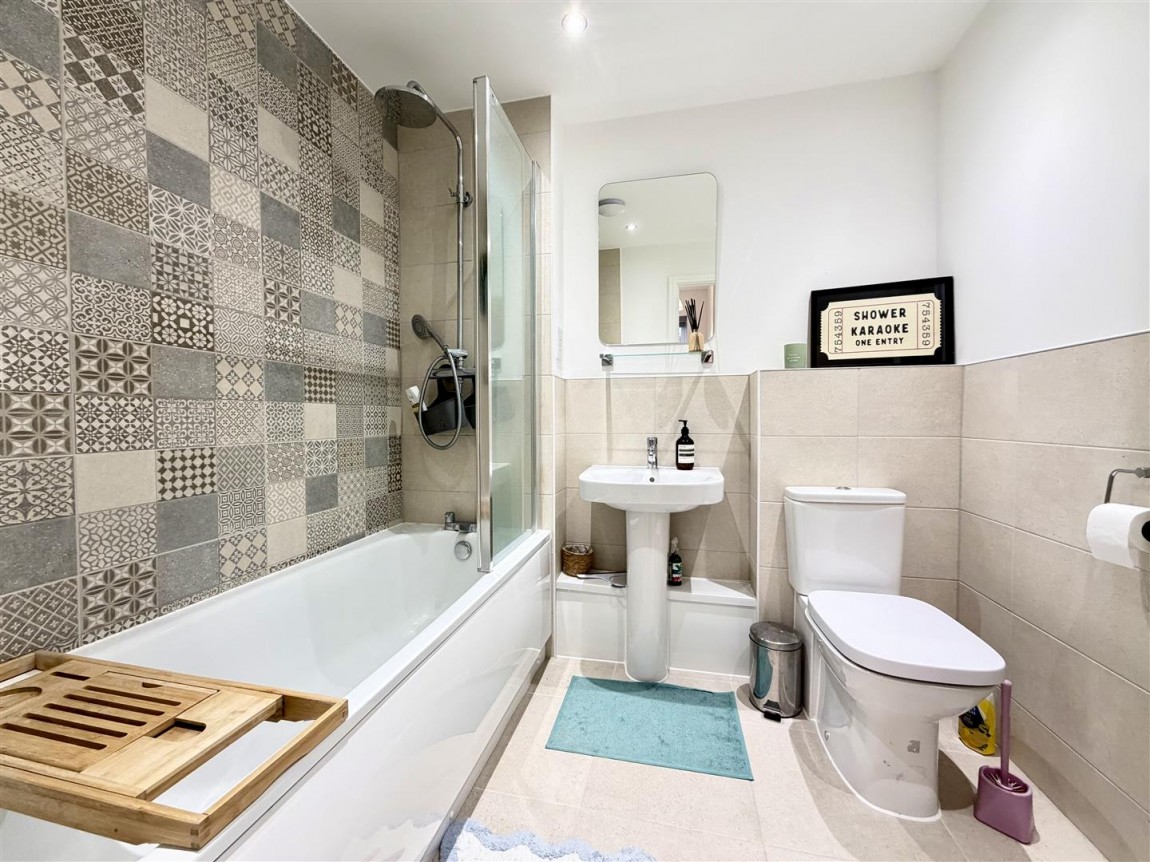 Images for Woodward Gardens, Sawbridgeworth