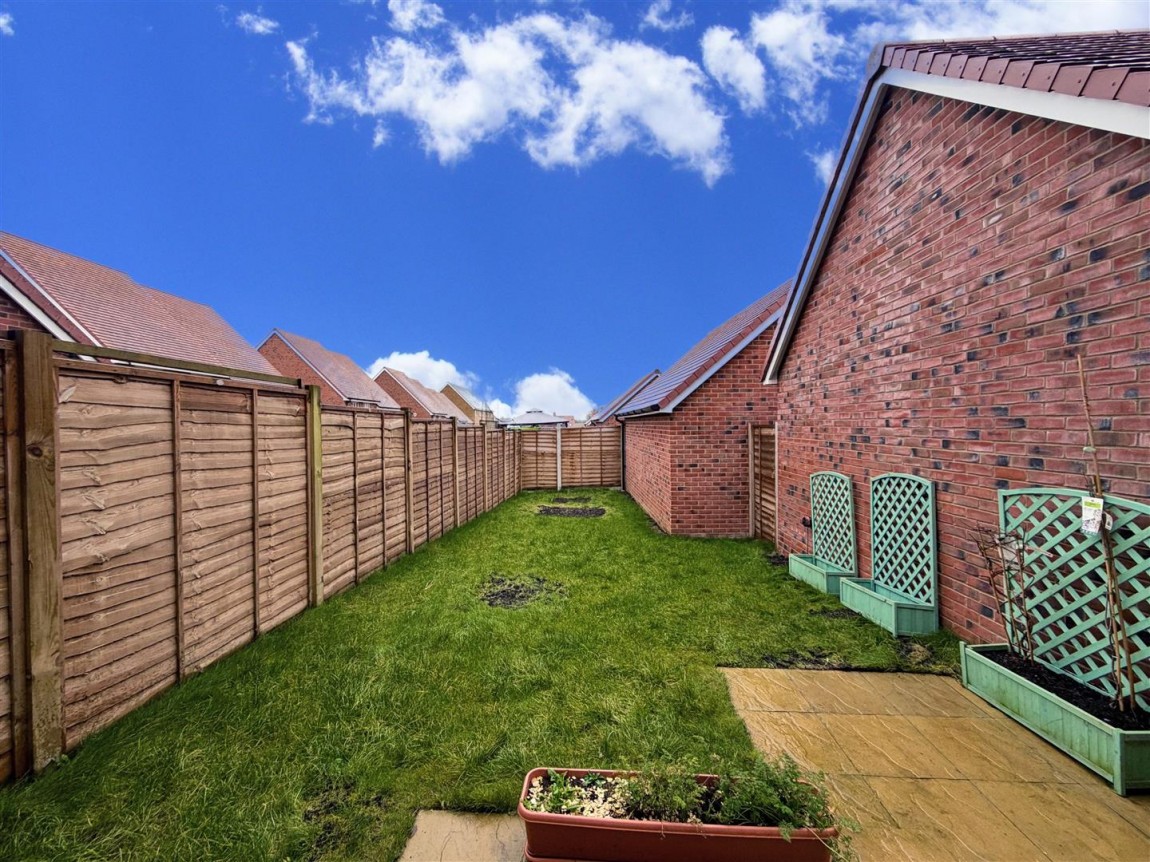 Images for Woodward Gardens, Sawbridgeworth