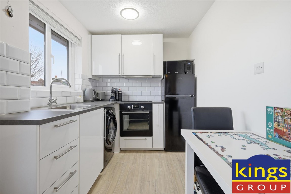 Images for Green Pond Close, London