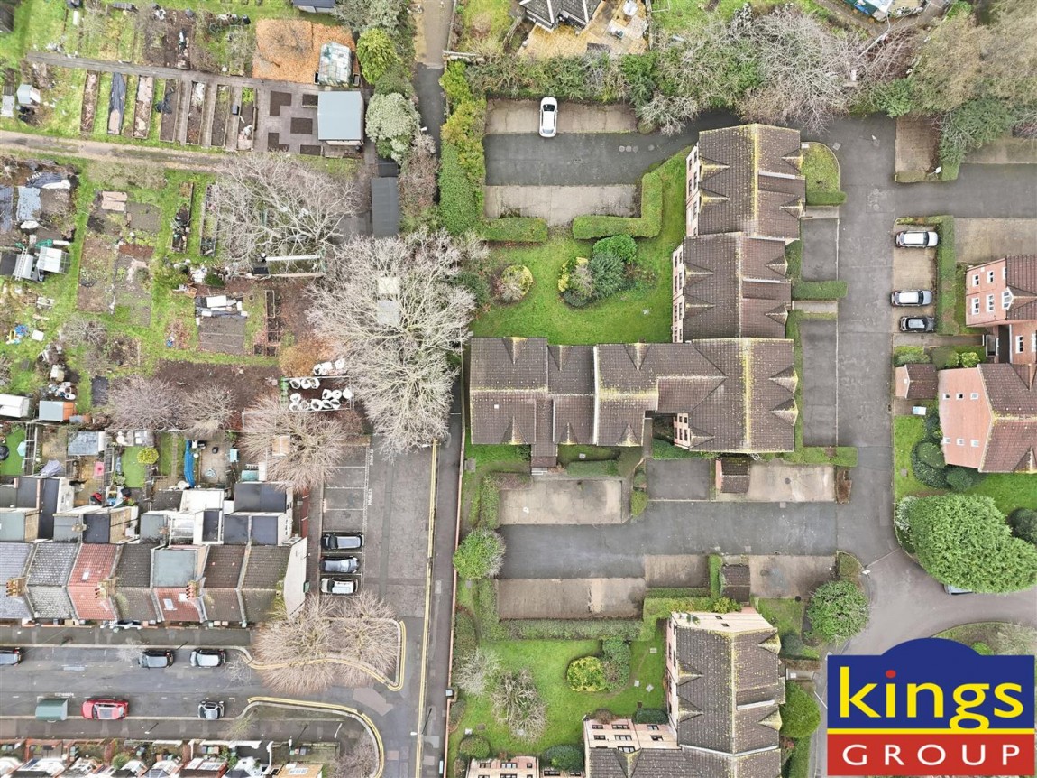 Images for Green Pond Close, London