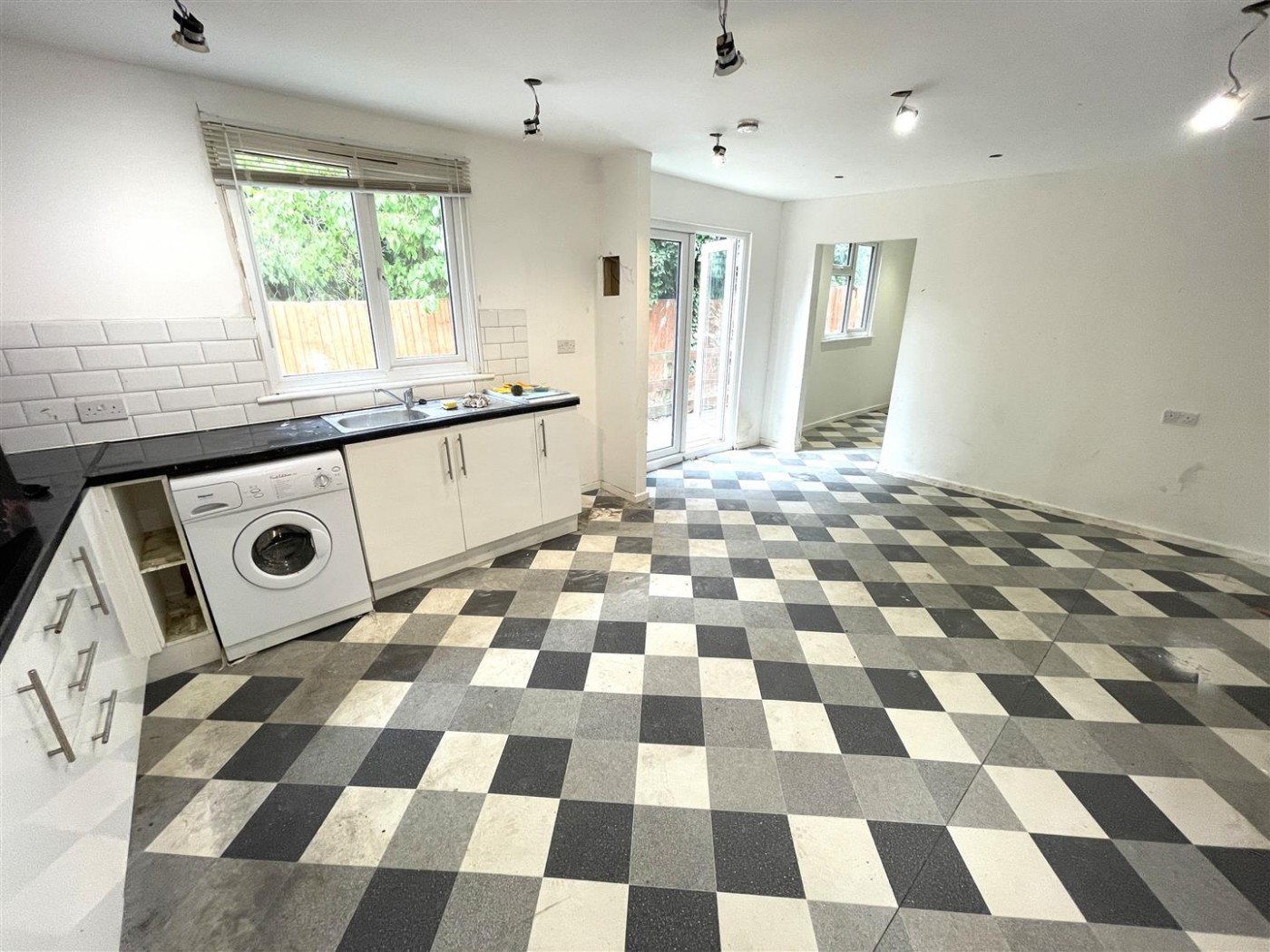 Images for Standard Road, Enfield