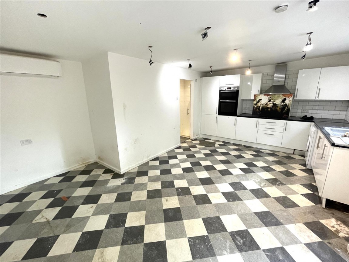 Images for Standard Road, Enfield