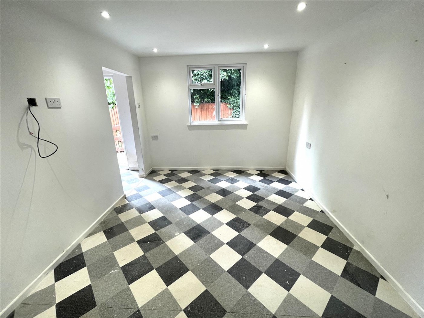 Images for Standard Road, Enfield