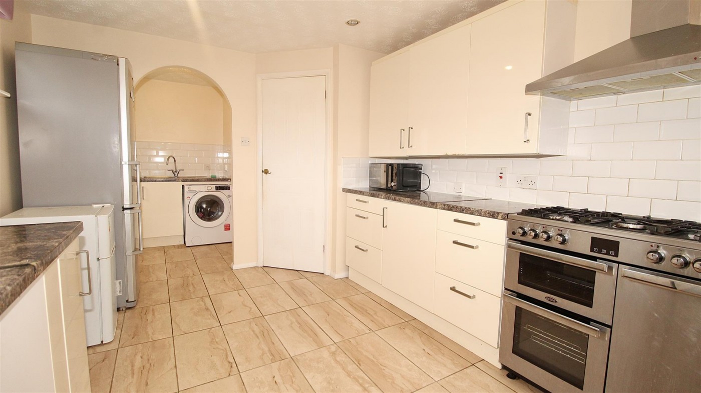 Images for Caldecot Avenue, Cheshunt, Waltham Cross