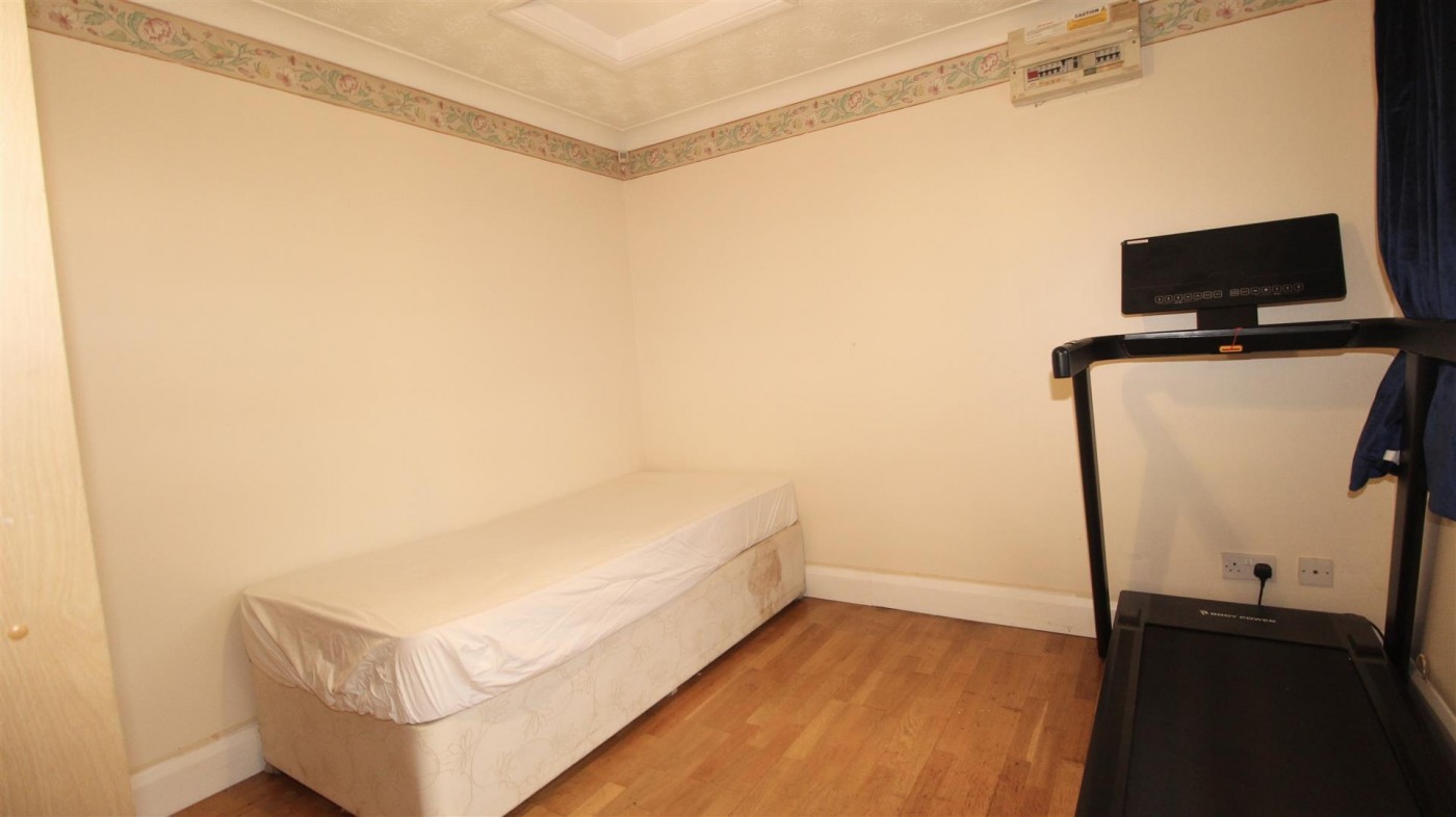 Images for Caldecot Avenue, Cheshunt, Waltham Cross