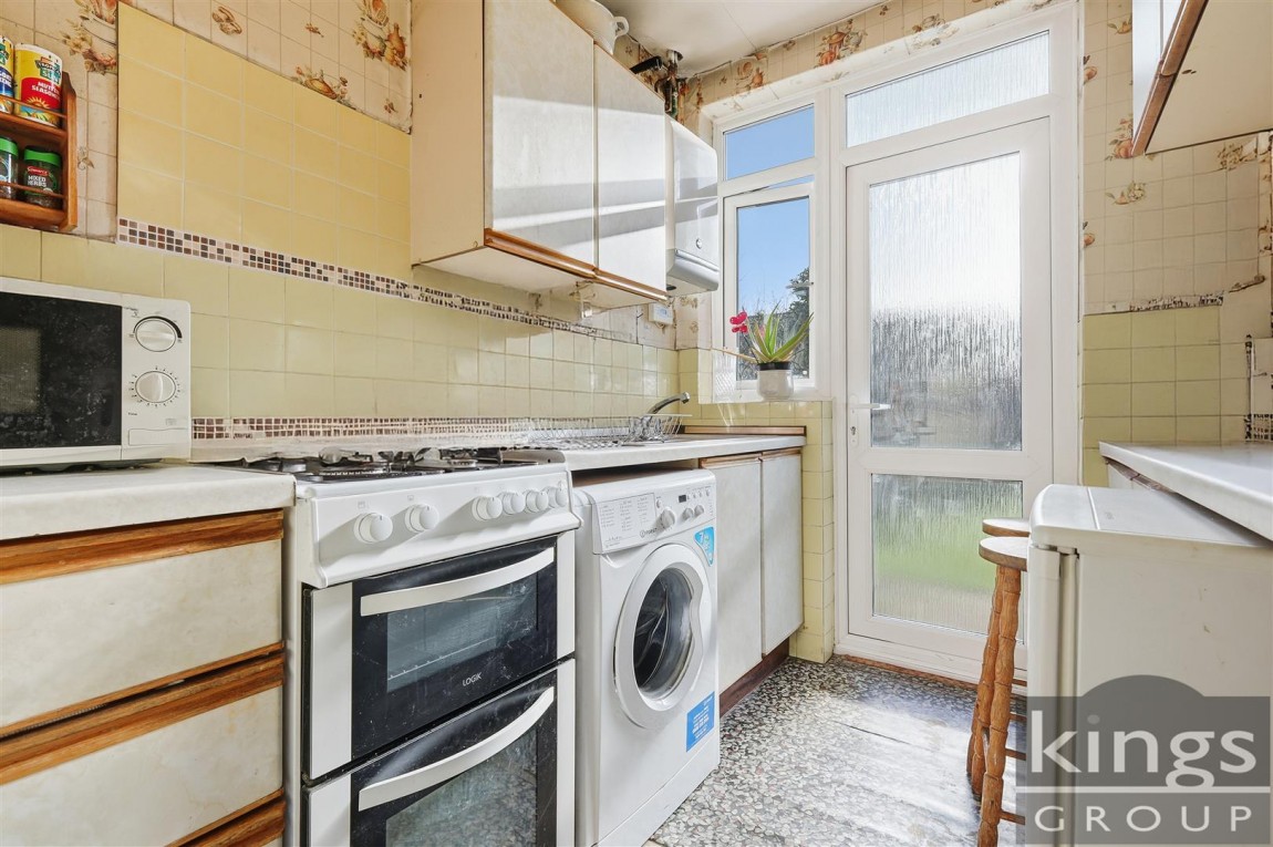 Images for Boleyn Avenue, Enfield