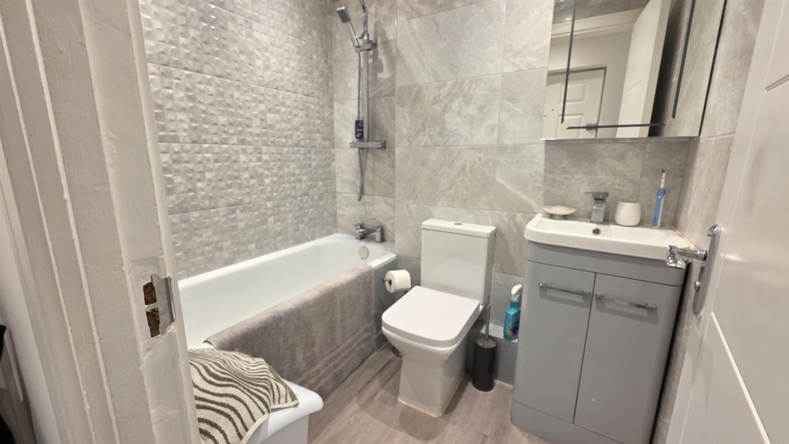 Images for Mandeville Court, London