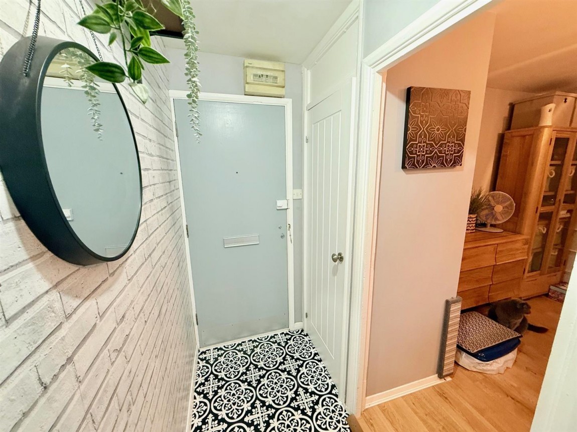 Images for Hall Lane, London