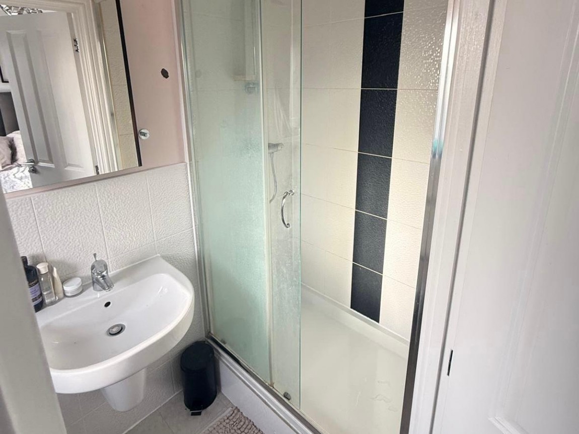 Images for Academia Avenue, Broxbourne