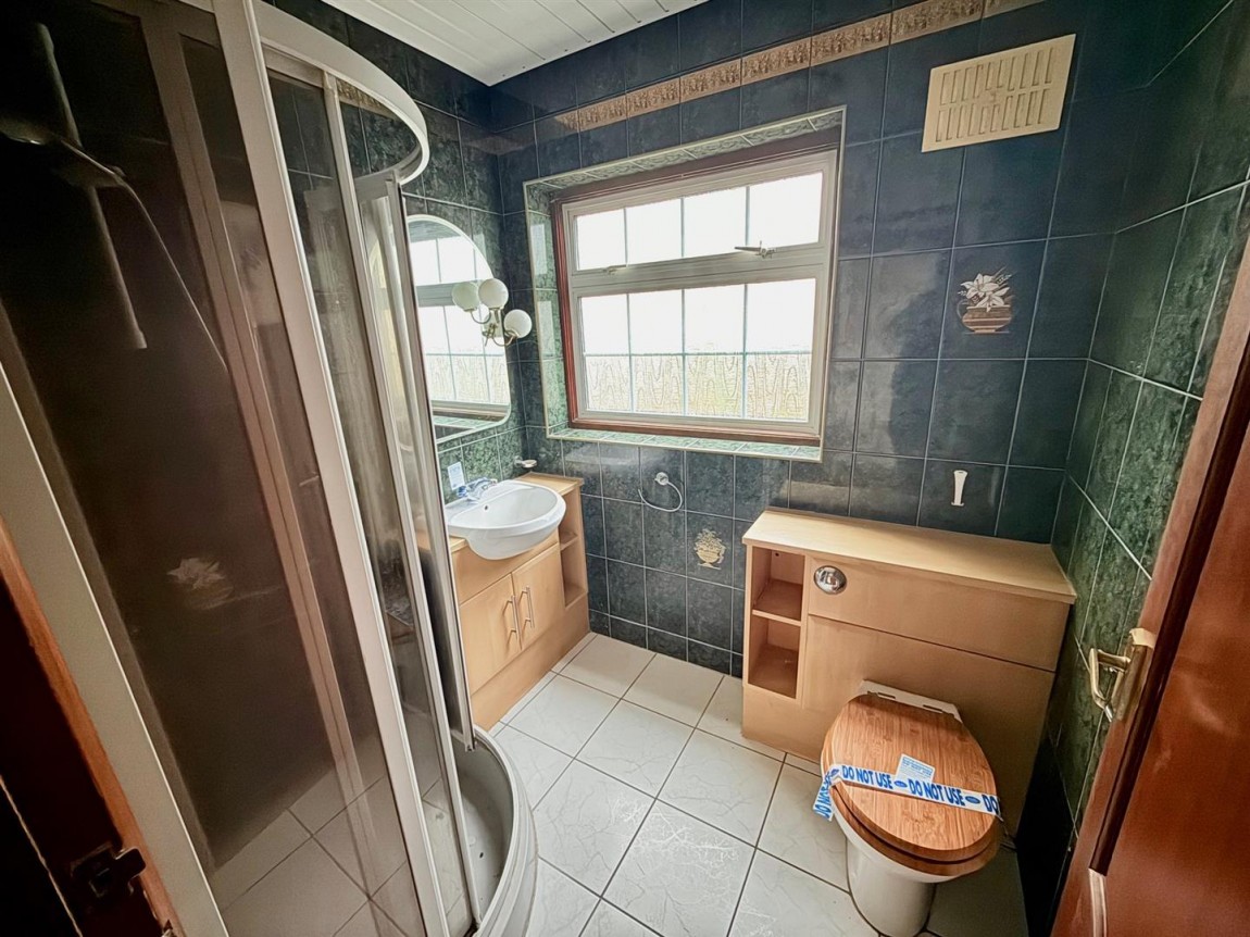 Images for Shooters Drive, Nazeing, Waltham Abbey