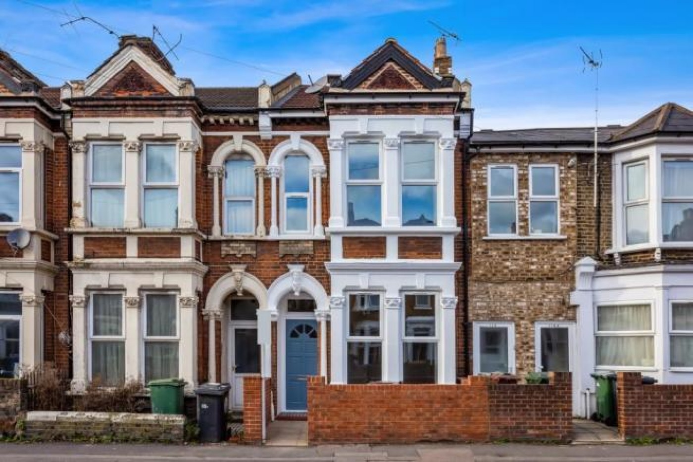 Images for Grove Green Road, E11