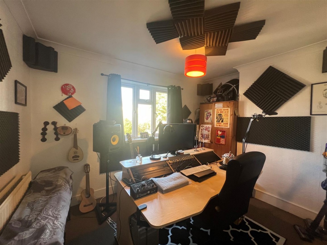 Images for Grove Green Road, E11