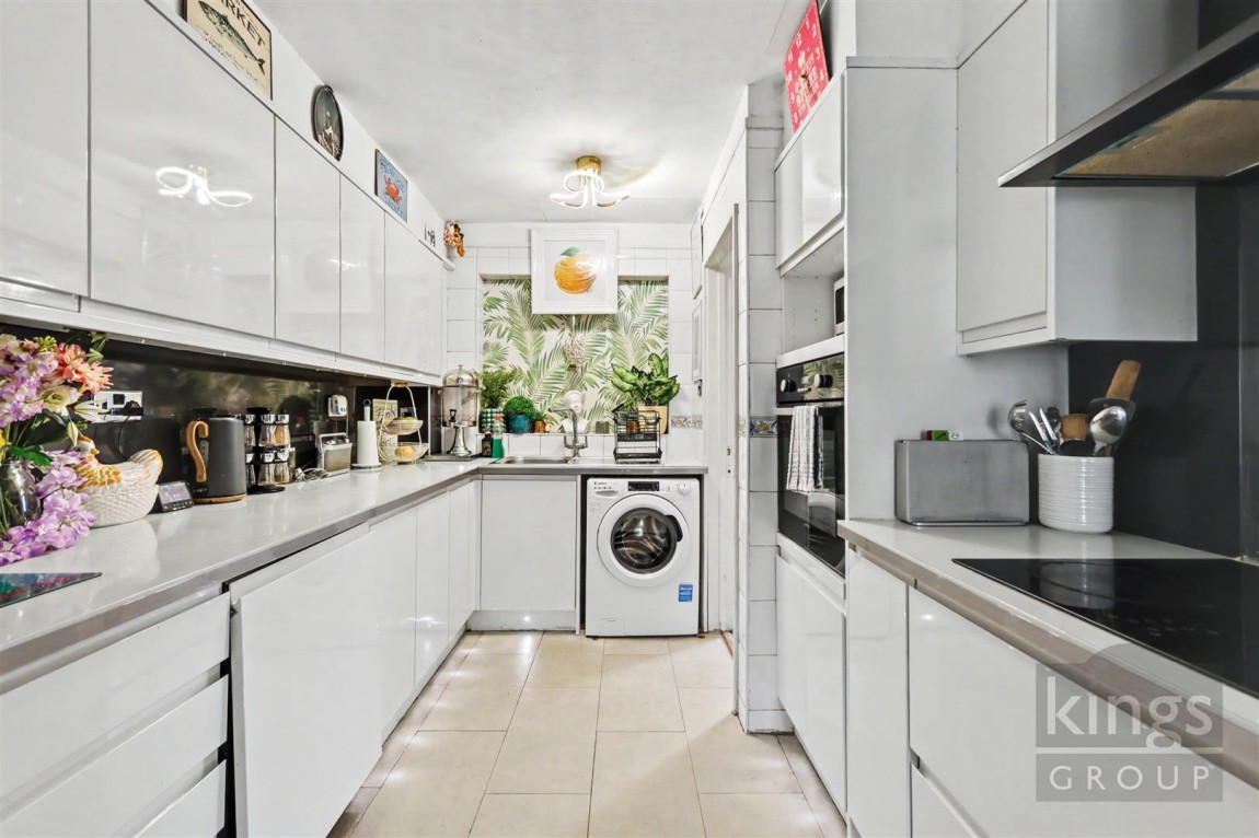 Images for Old Orchard, Harlow