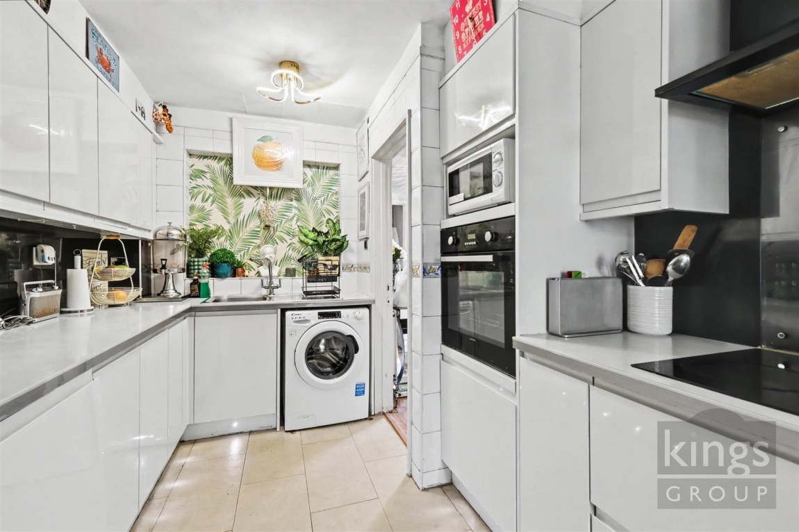 Images for Old Orchard, Harlow