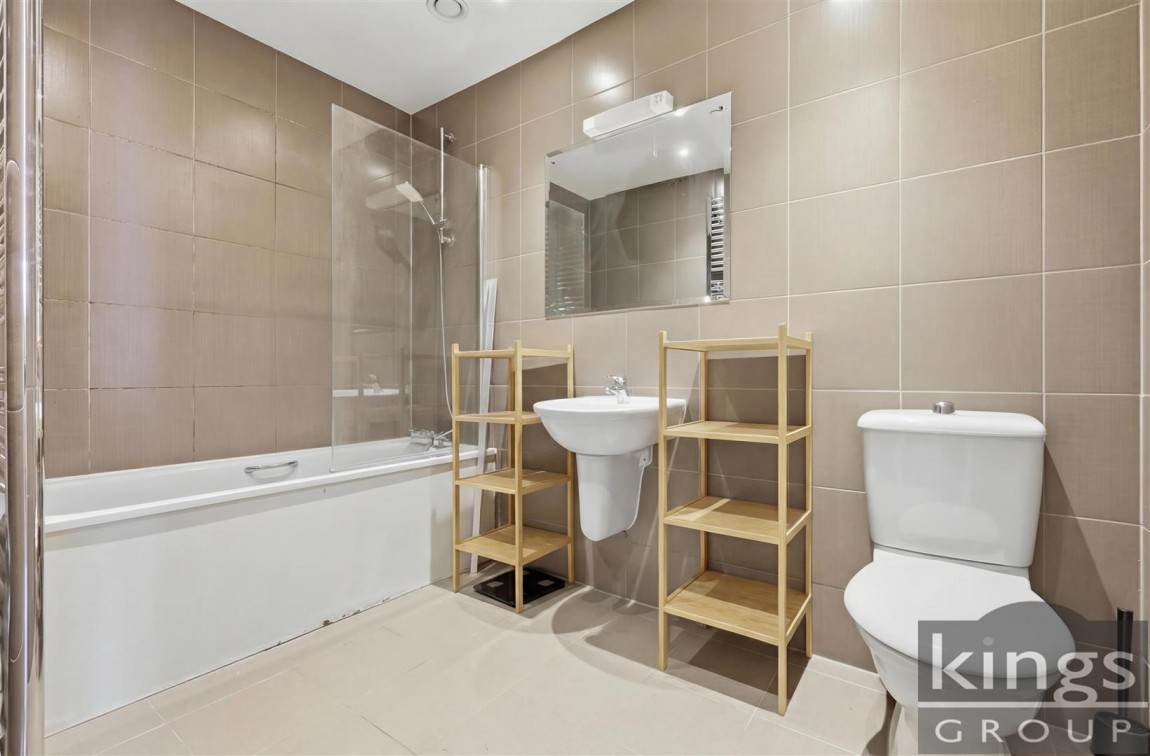 Images for Cannon Road, London