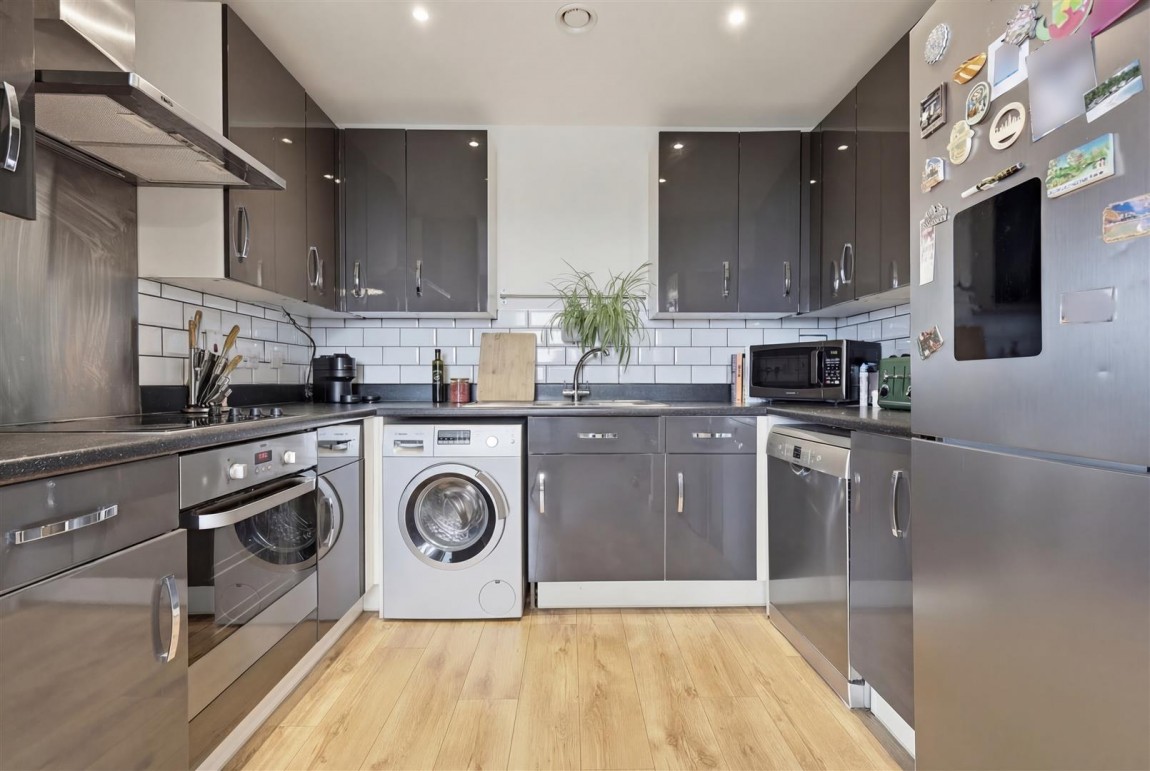 Images for Cannon Road, London