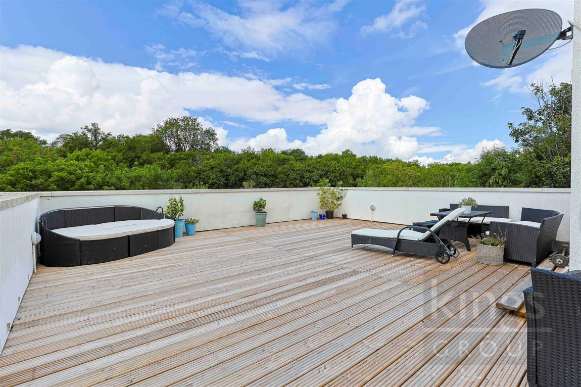 Images for Trapstyle Road, Ware