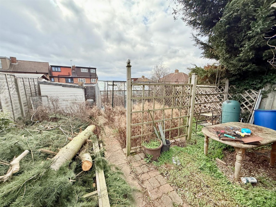 Images for Homefield, Waltham Abbey