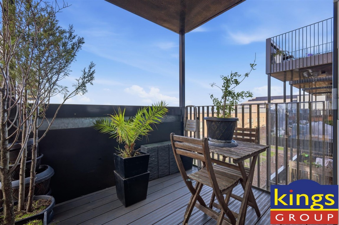 Images for Chaplin House