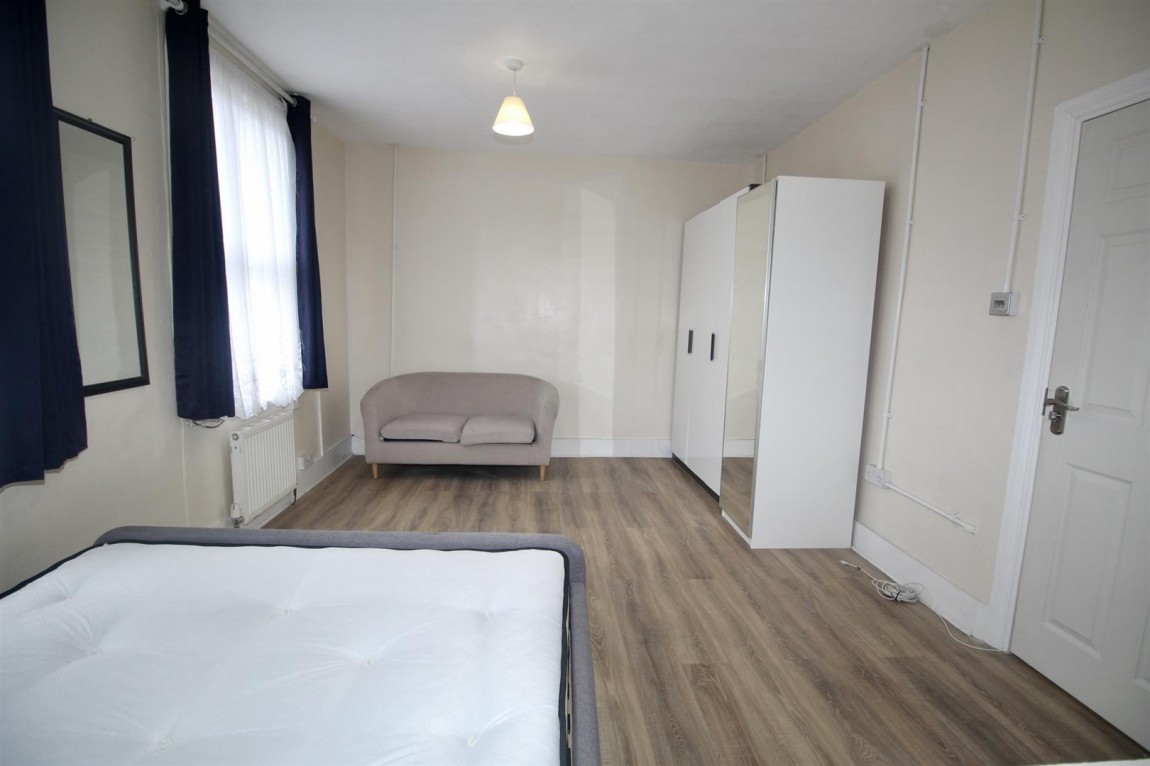 Images for Suffolk Road, Enfield