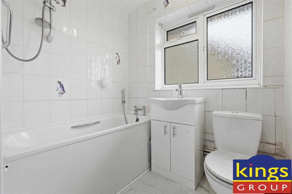 Images for West Close, Edmonton, N9