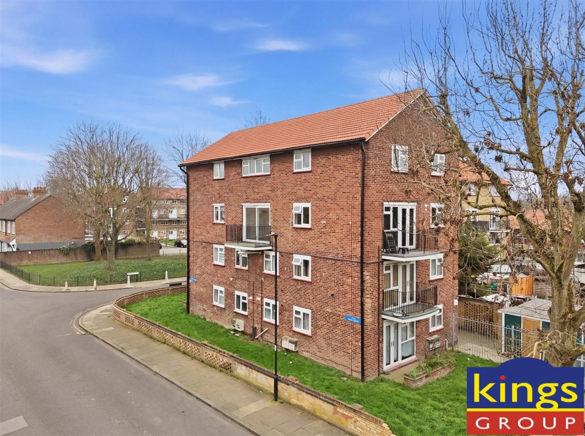 Images for West Close, Edmonton, N9