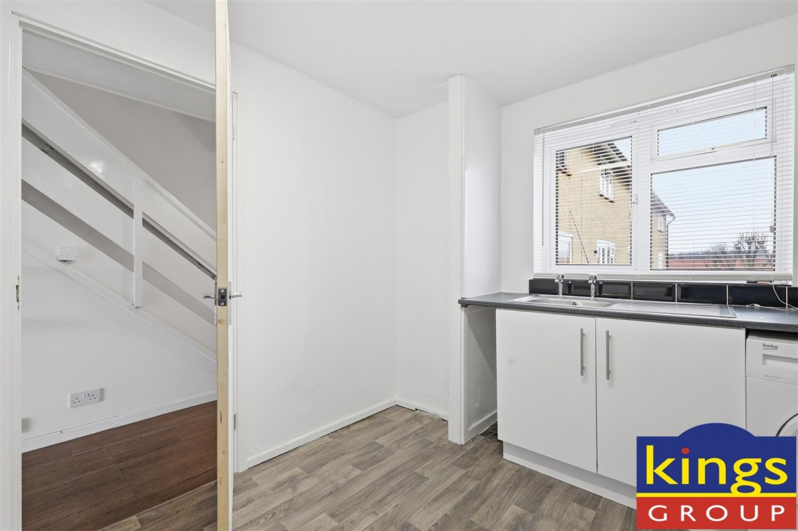 Images for West Close, Edmonton, N9