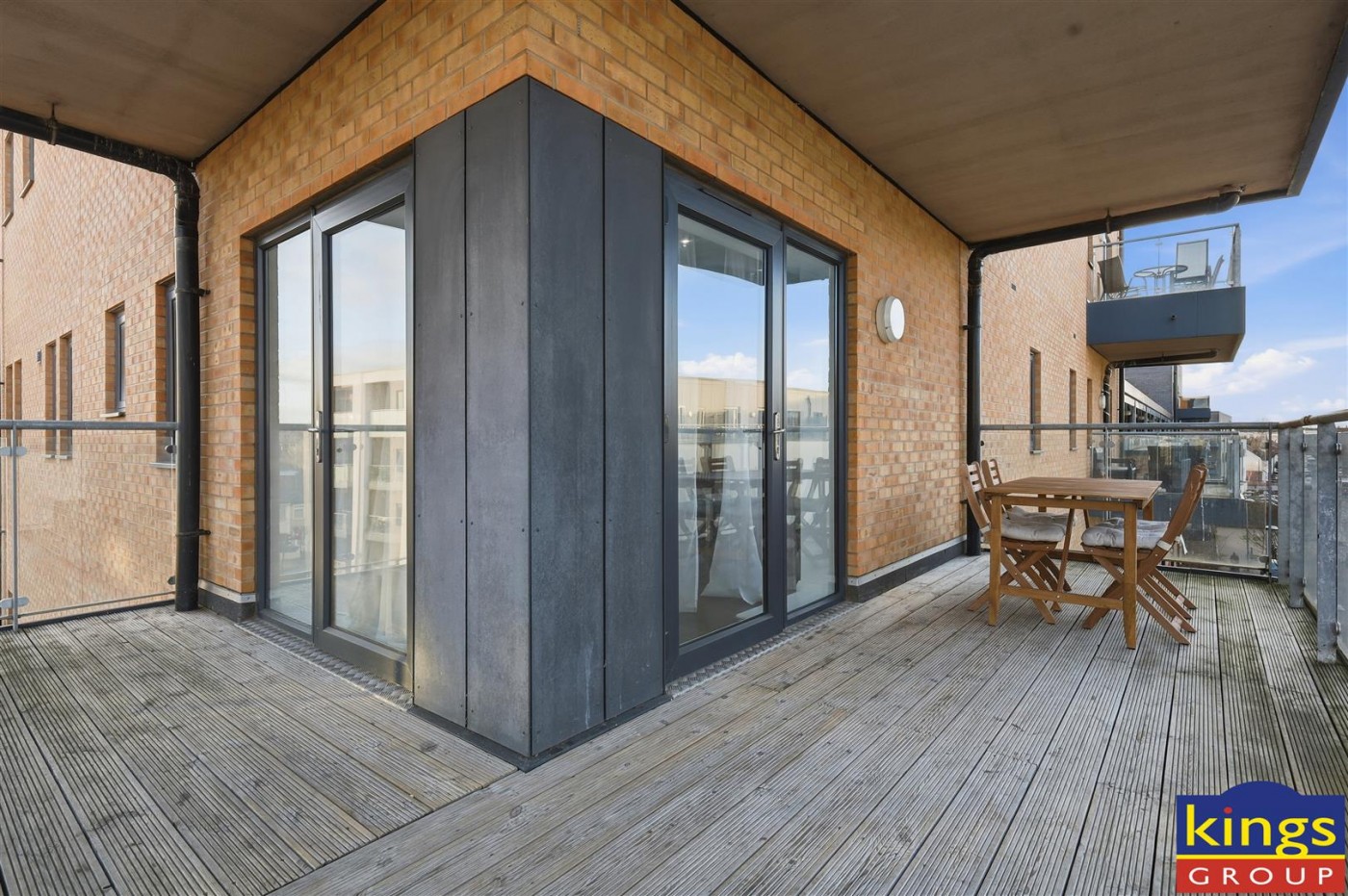 Images for Thornbury Way, London