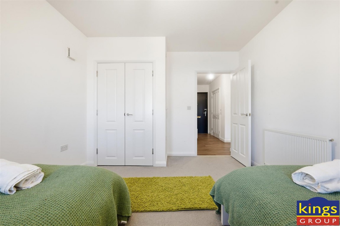 Images for Thornbury Way, London