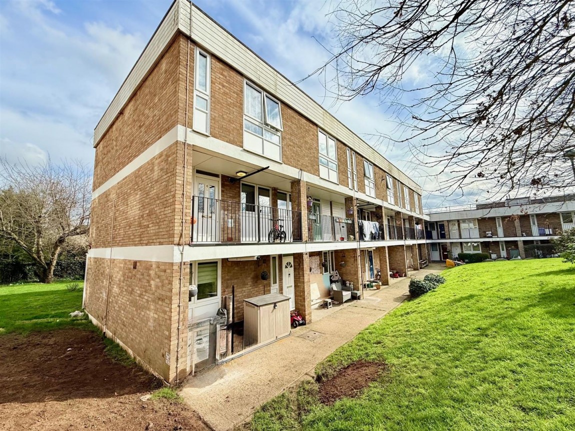 Images for Retingham Way, London