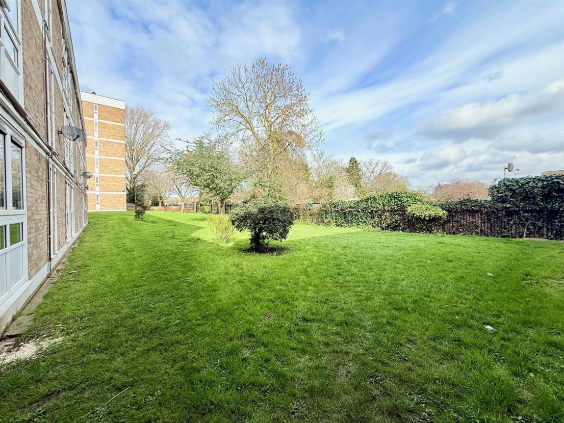 Images for Retingham Way, London