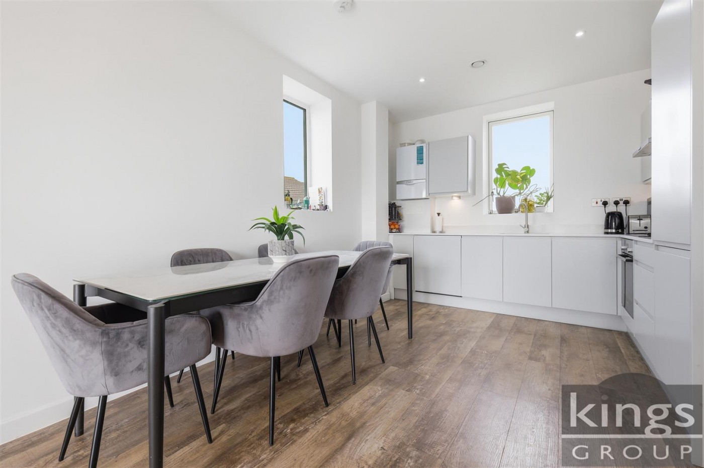 Images for Park View Road