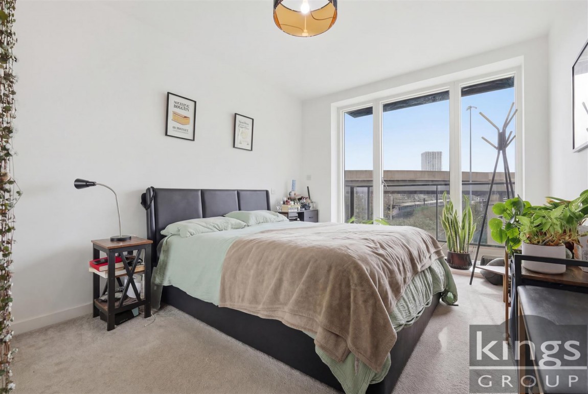 Images for Park View Road