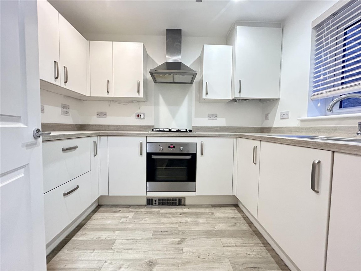 Images for Taylor Close, Harlow