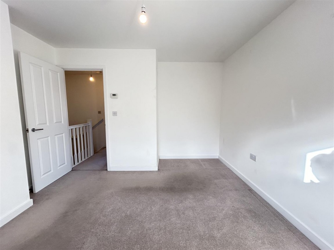 Images for Taylor Close, Harlow
