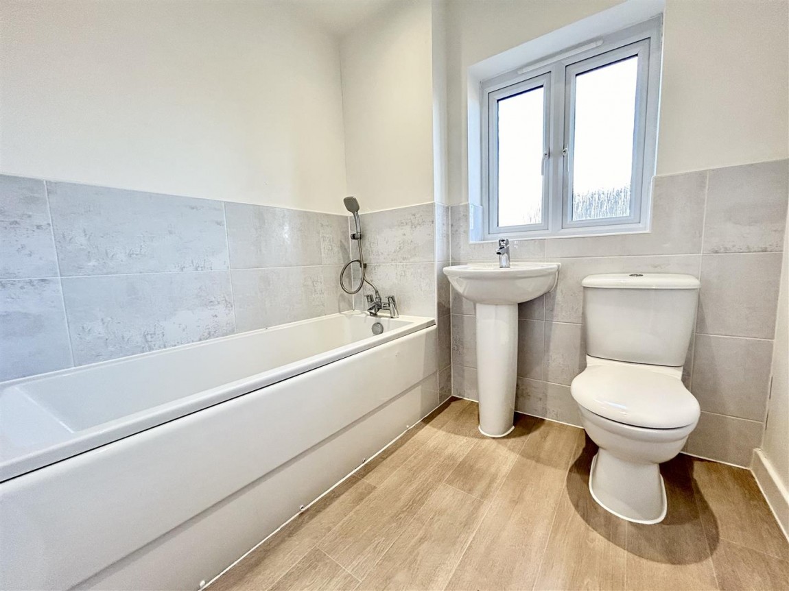 Images for Taylor Close, Harlow