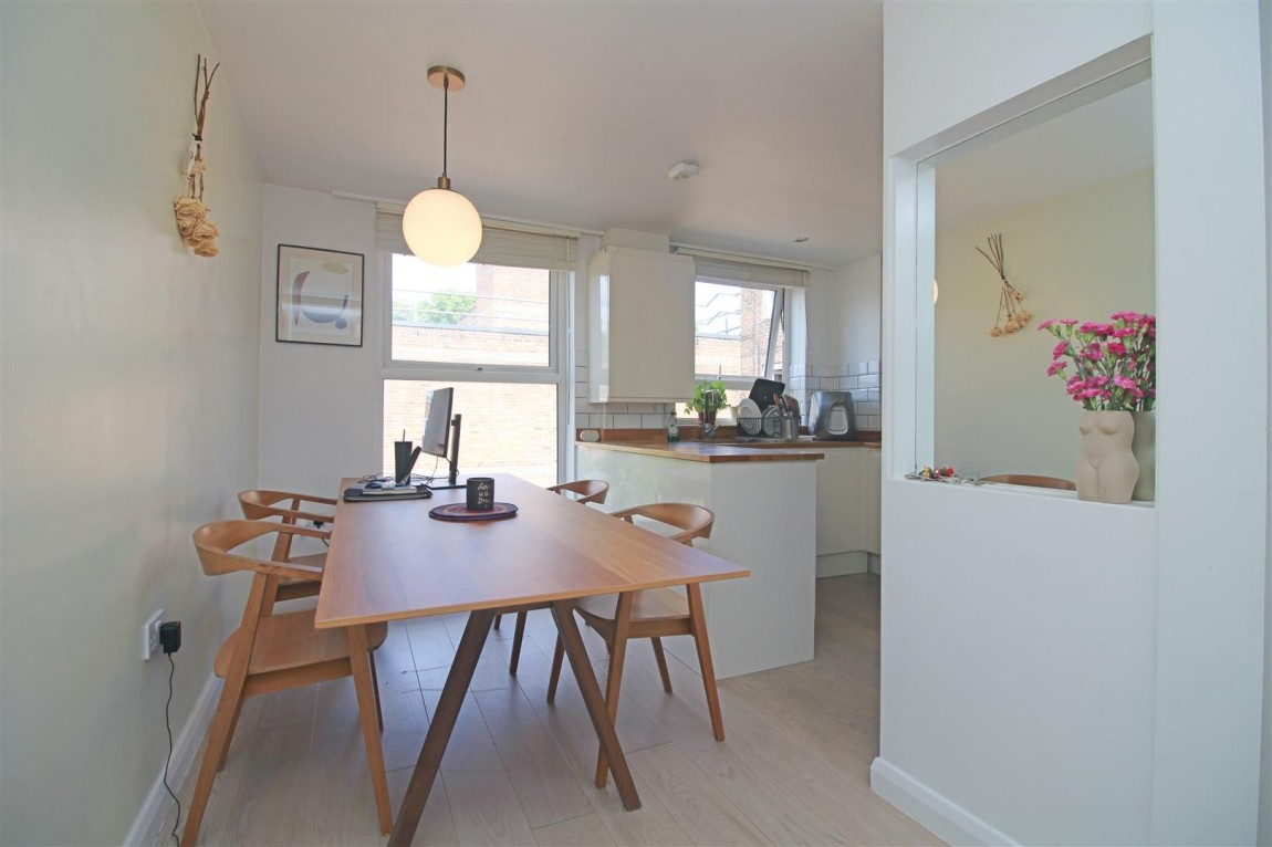 Images for Grayling Square, London