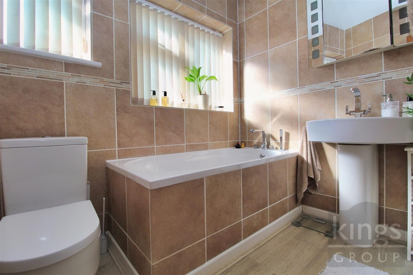 Images for Royal Avenue, Waltham Cross