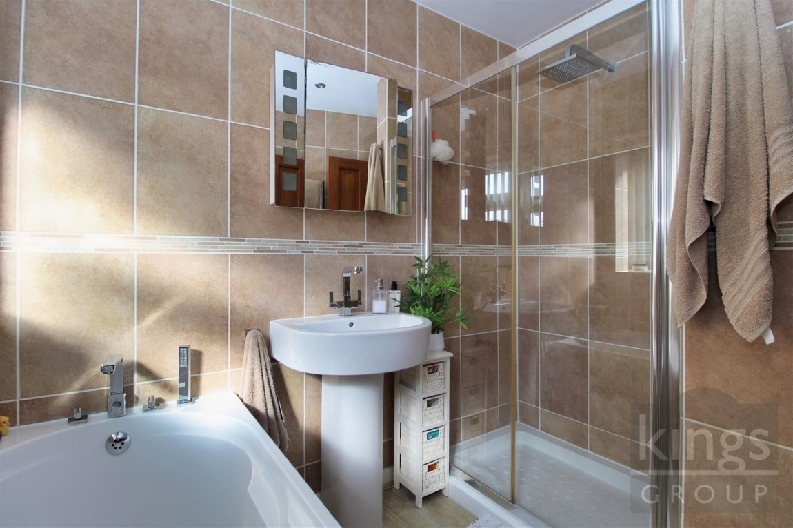 Images for Royal Avenue, Waltham Cross