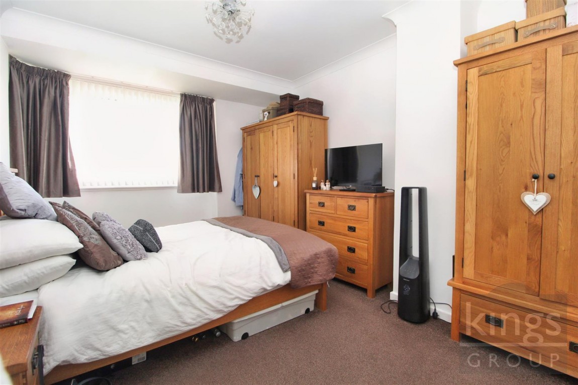 Images for Royal Avenue, Waltham Cross